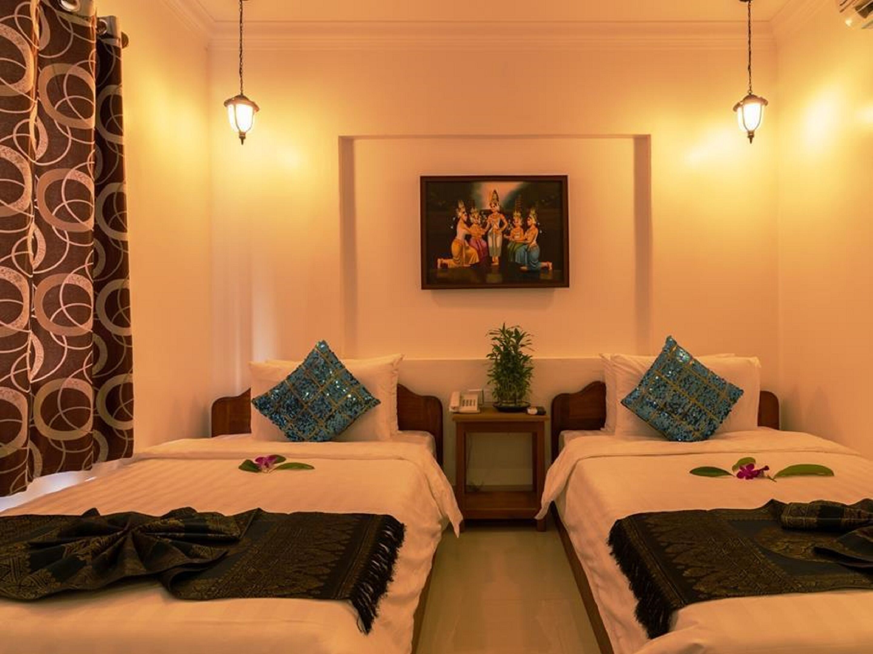 Ropa de cama de alta calidad y minibar 
