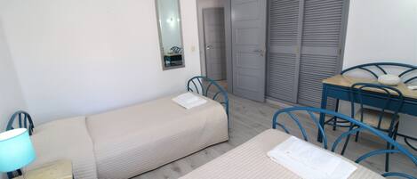 2 chambres, fer et planche Ă repasser, lit parapluie, Wi-Fi gratuit