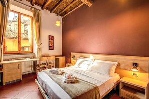 Deluxe Room | Minibar, desk, free WiFi, bed sheets - MAGENTA COLLECTION FICO (Rome)