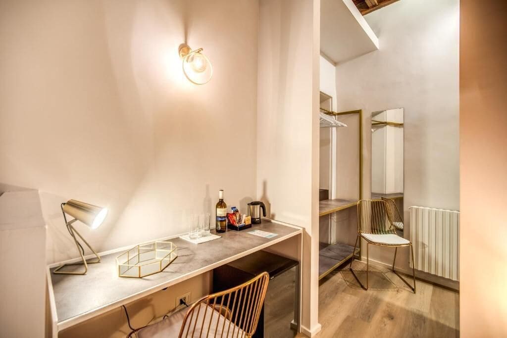 Minibar, in-room safe, soundproofing, free WiFi