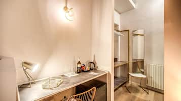 Minibar, in-room safe, soundproofing, free WiFi