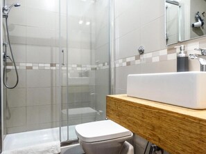 Economy Double or Twin Room | Bathroom | Free toiletries, hair dryer, bidet, towels - MAGENTA COLLECTION PURIFICAZIONE (Rome)