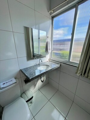 Free toiletries - Letiva Hotel Centro (Sobral)