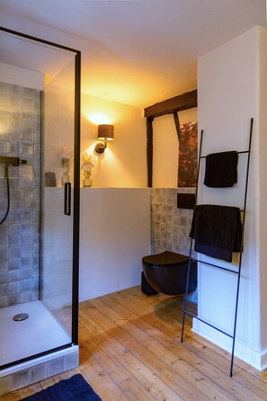 Shower, hair dryer, towels - N5Quartier in the town center of Bad Münstereifel (Bad Münstereifel)
