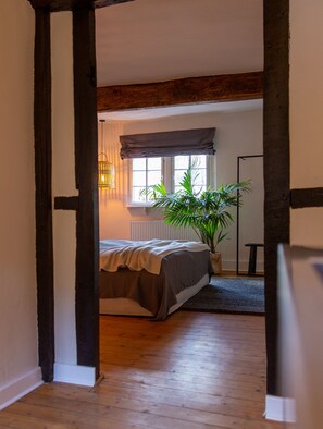 3 bedrooms, desk, free WiFi, bed sheets - N5Quartier in the town center of Bad Münstereifel (Bad Münstereifel)