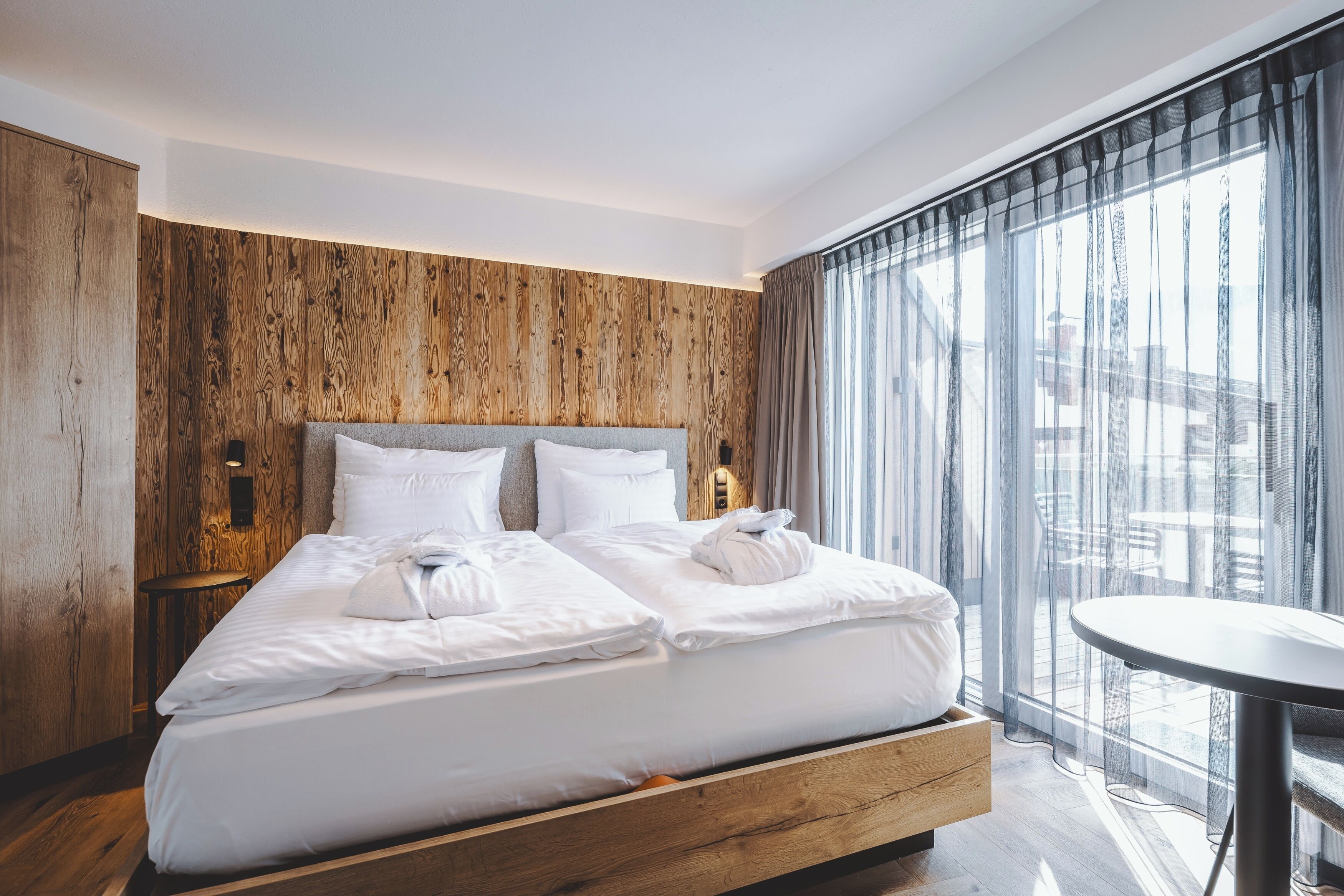 Deluxe-Suite, 4 Schlafzimmer, Sauna | Zimmersafe, Schreibtisch, Bügeleisen/Bügelbrett, Babybetten