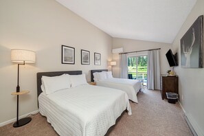 3 makuuhuonetta, silitysrauta/-lauta, internet, vuodevaatteet