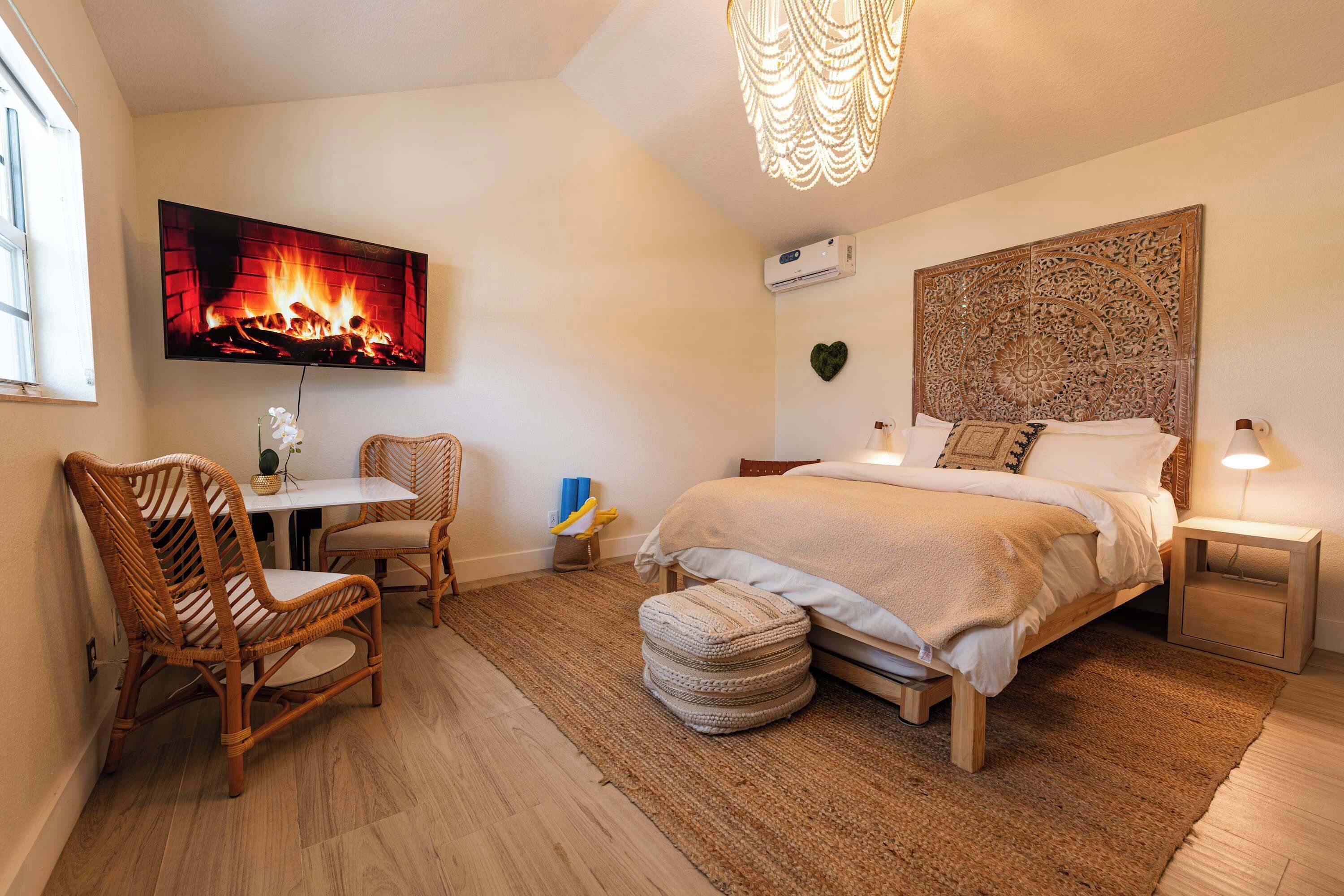 1 bedroom, internet, bed sheets