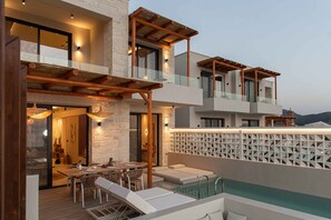 Front of property - Falasarna Luxury Villas (Kissamos)