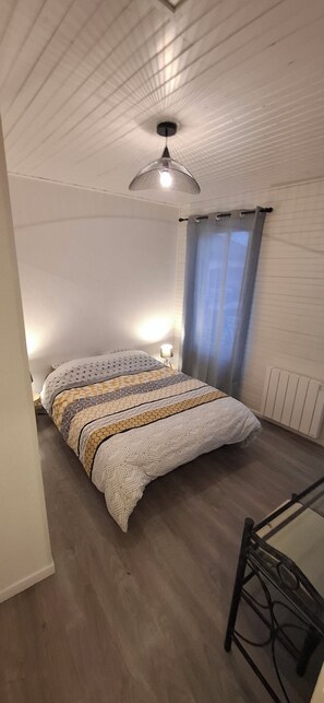 3 bedrooms, WiFi, bed sheets