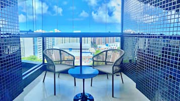 Apartment 1015 | Terrace/patio