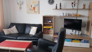 Televisión, tenis de mesa y libros 