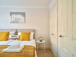 3 chambres, bureau, fer et planche à repasser, Wi-Fi gratuit