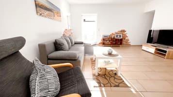 Televisor, reproductor de DVD i estèreo