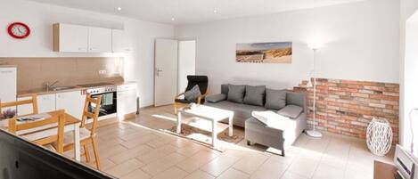 TV, DVD-spiller og stereoanlegg