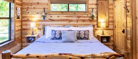 Bureau, fer et planche à repasser, Wi-Fi gratuit, draps fournis