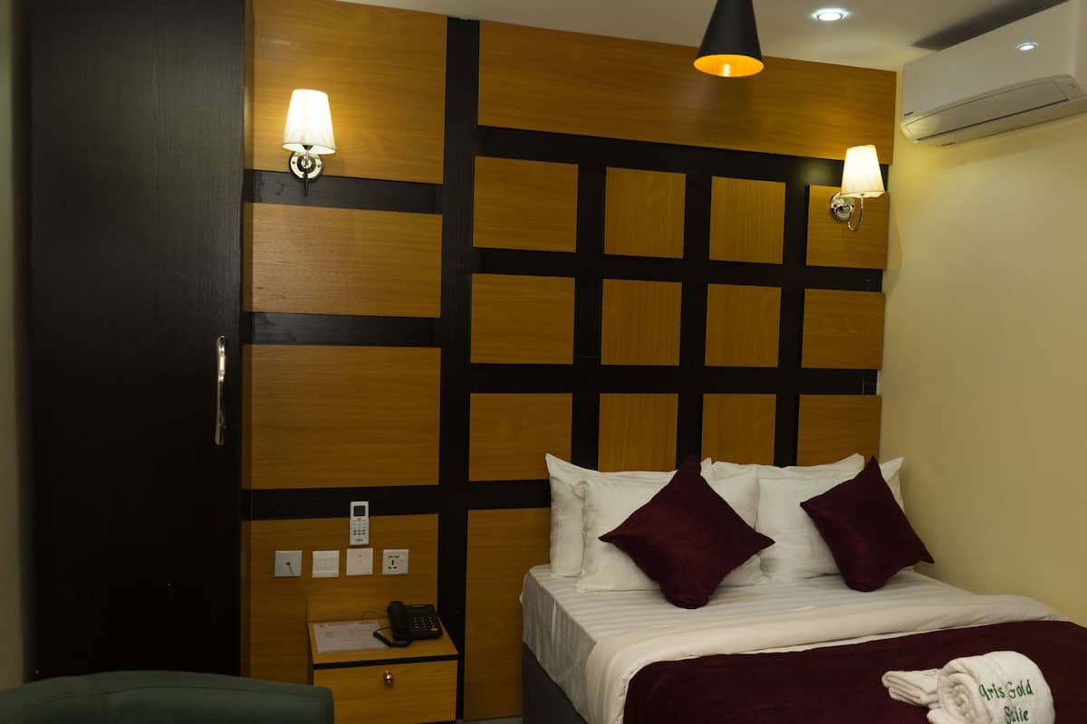 Habitación superior | 1 habitación, sábanas de algodón egipcio y ropa de cama de alta calidad