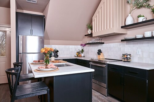 East Nashville Guesthouse close to everything & Pet-Friendly!