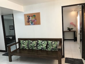 Villa - Dwell Family Resort Tagaytay  (Alfonso)
