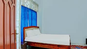 Habitación doble económica | Wifi gratis y ropa de cama