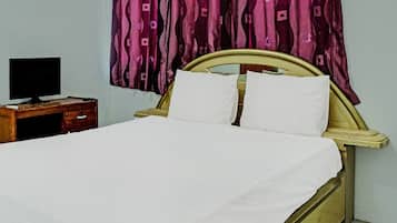 Economy Double Room | WiFi (free), bed sheets