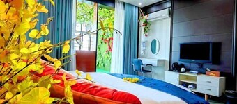 Triumphal Arch Hotel