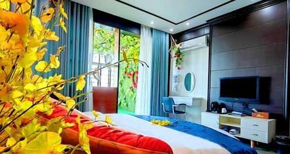 Triumphal Arch Hotel