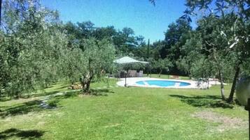 Piscina stagionale all'aperto
