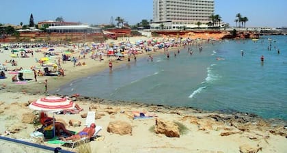 3 Bed 2 Bath Next to Communal Pool, Golf, beaches and Villamartin Plaza