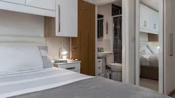 2 dormitorios, tabla de planchar con plancha, wifi y ropa de cama