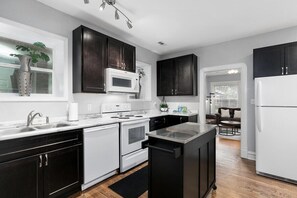 Fridge, microwave, oven, stovetop - Tower Grove Twins 1BD (St. Louis)