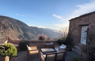 Casa Almelara. Historic Rural House with Heated Pool, Hammam, 9 bedrooms & Views
