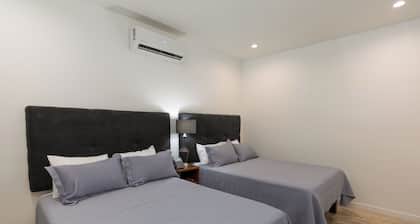 HOTEL MANADIA