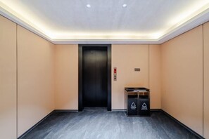 Unclassified image, 4 of 62, button - Meimei Manju Hotel (Liushi Branch, Yueqing, Wenzhou) (Yueqing)