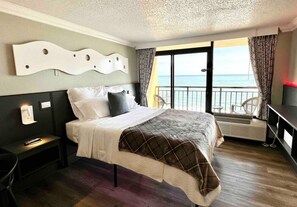 2 bedrooms, desk, free WiFi, bed sheets - Penthouse LUX Loft on Boardwalk (Myrtel Beach)