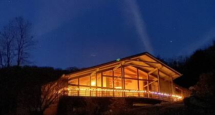 SPACIOUS Mountain Home on 250 Acres of outdoor fun! W/ Hot tub and Barrel Sauna