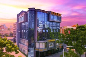 Exterior - Zhuhai Xiyi Boutique Hotel (Lvren Middle Road Opera House) (Zhuhai)