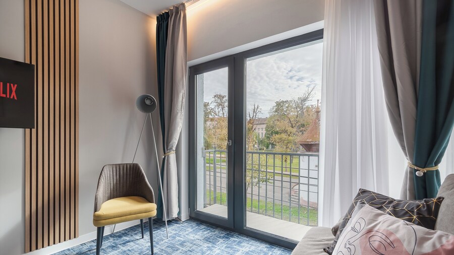 Aria Prestige Boutique