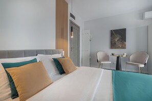 Exclusive Studio Suite | Premium bedding, memory foam beds, individually decorated - Aria Prestige Boutique (Oradea)
