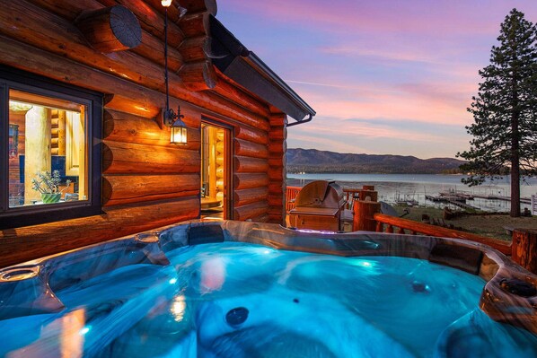 Terrace/patio - Lakefront Chalet near Village and Slopes (Big Bear)