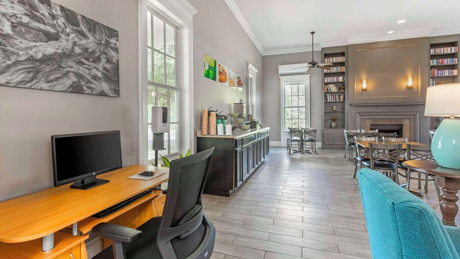 Quality Inn & Suites