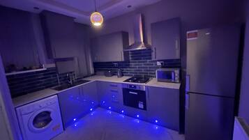 Apartment | Private kitchen | Fridge, microwave, oven, stovetop