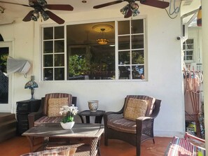 Terrace/patio - Hollywood magical garden (Hollywood)
