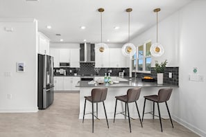 Exterior - Hi330sd: 5 Bed, Under The Sea, Karaoke (Melbourne Beach)