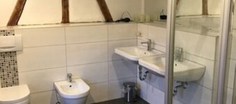 Große Ferienwohnung für 9- 13 Personen Nahe Gotha/erfurt und Weimar