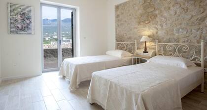 Two Bedroom Garden Villa - Iviskos