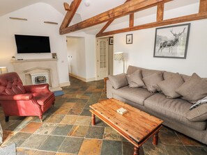 Living area - Rainbow Cottage (Kirkby Stephen)