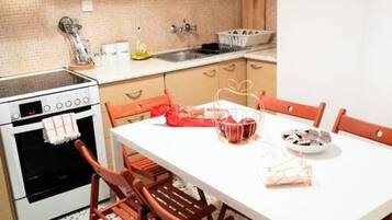 Apartment | 2 bedrooms, Internet