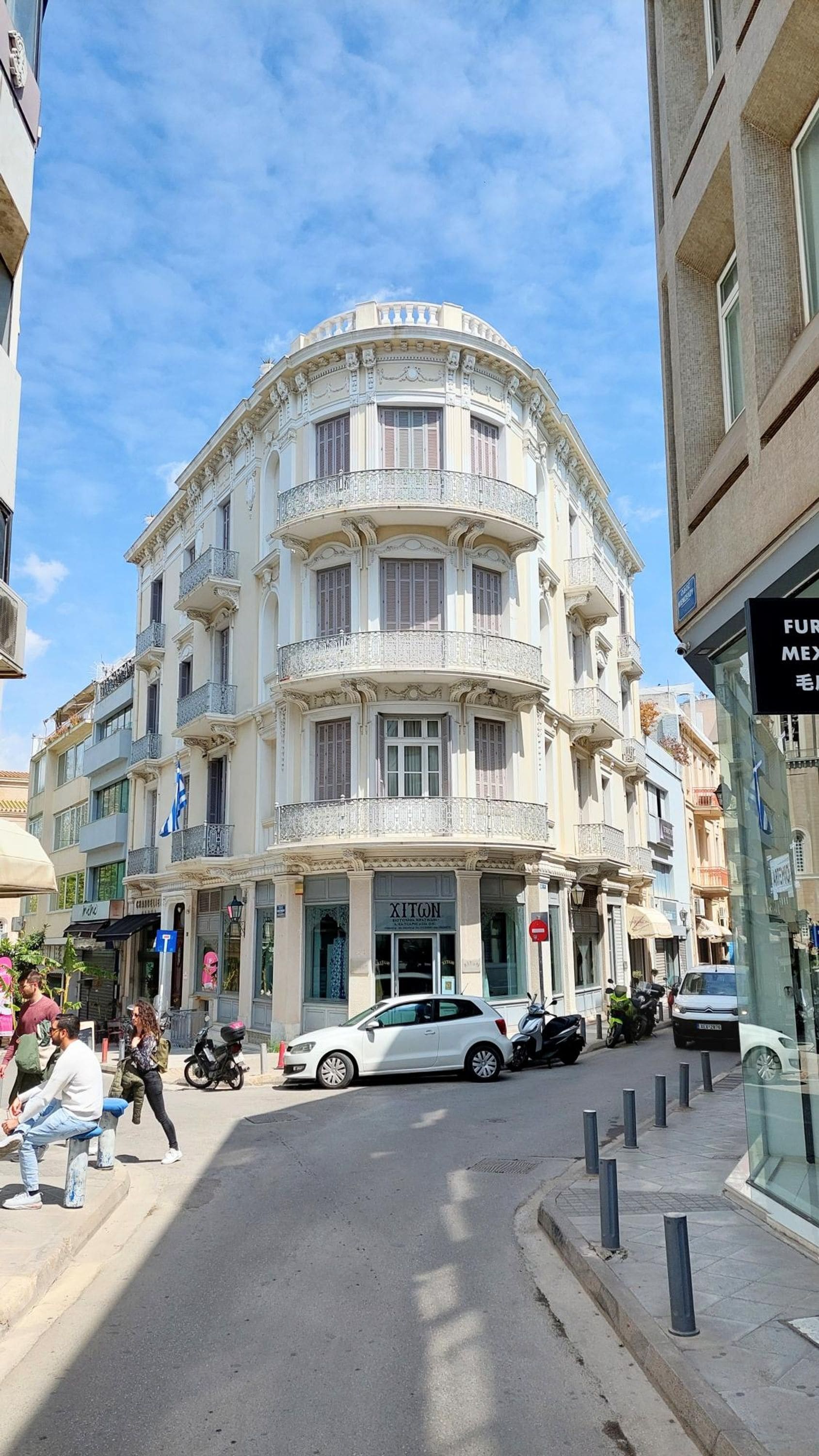 2 عدّة غرف نوم وخدمة الإنترنت