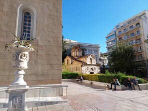 2 bedrooms, Internet - Elegant Apartment Under the Acropolis (Athens)